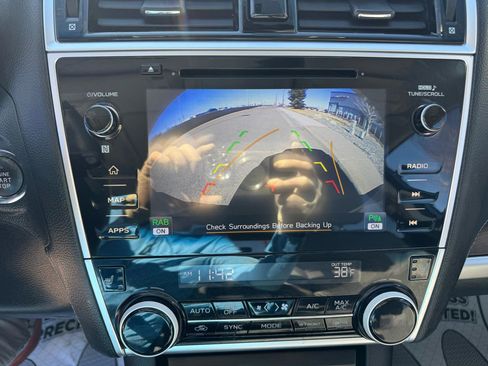 Used 2018 Subaru Outback 2.5i Limited image 20