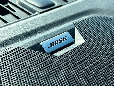 New 2024 Chevrolet Colorado LT w/ LT Convenience Package III image 15