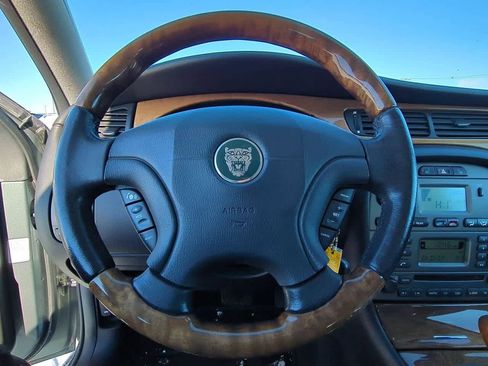 Used 2004 Jaguar X-TYPE 3.0 image 17