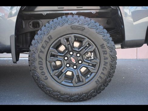 Used 2020 Chevrolet Silverado 1500 Custom Trail Boss image 37