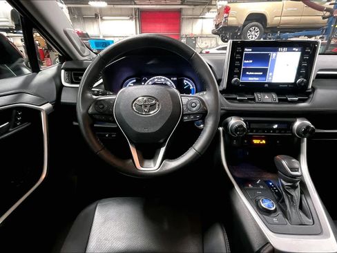 Used 2021 Toyota RAV4 Limited w/ Limited Grade Weather Package image 6
