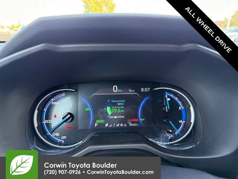 Used 2025 Toyota RAV4 XLE AWD/4WD image 28