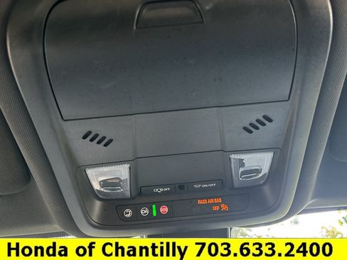 Used 2024 Chevrolet Equinox RS w/ RS Leather Package FWD image 19