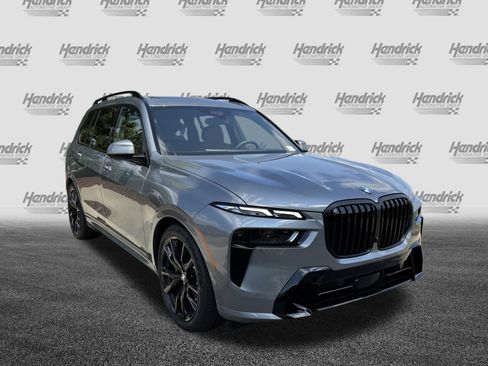 New 2027 BMW X7 xDrive40i w/ M Sport Package AWD/4WD image 2