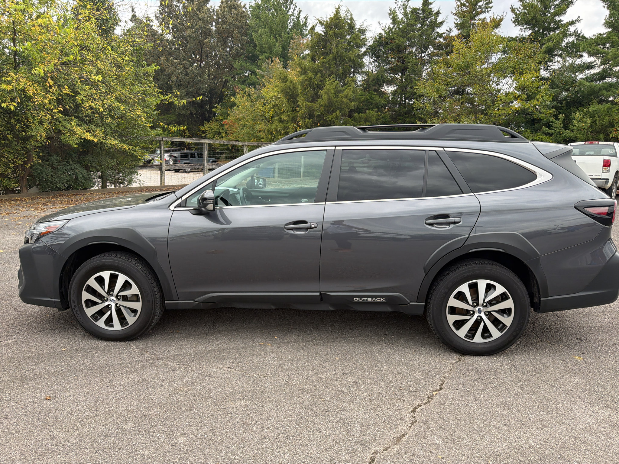 Used 2024 Subaru Outback Premium AWD/4WD image 8