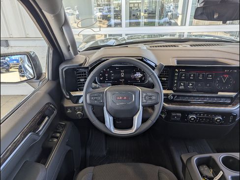 New 2026 GMC Sierra 1500 SLE w/ X31 Off-Road Package AWD/4WD image 3