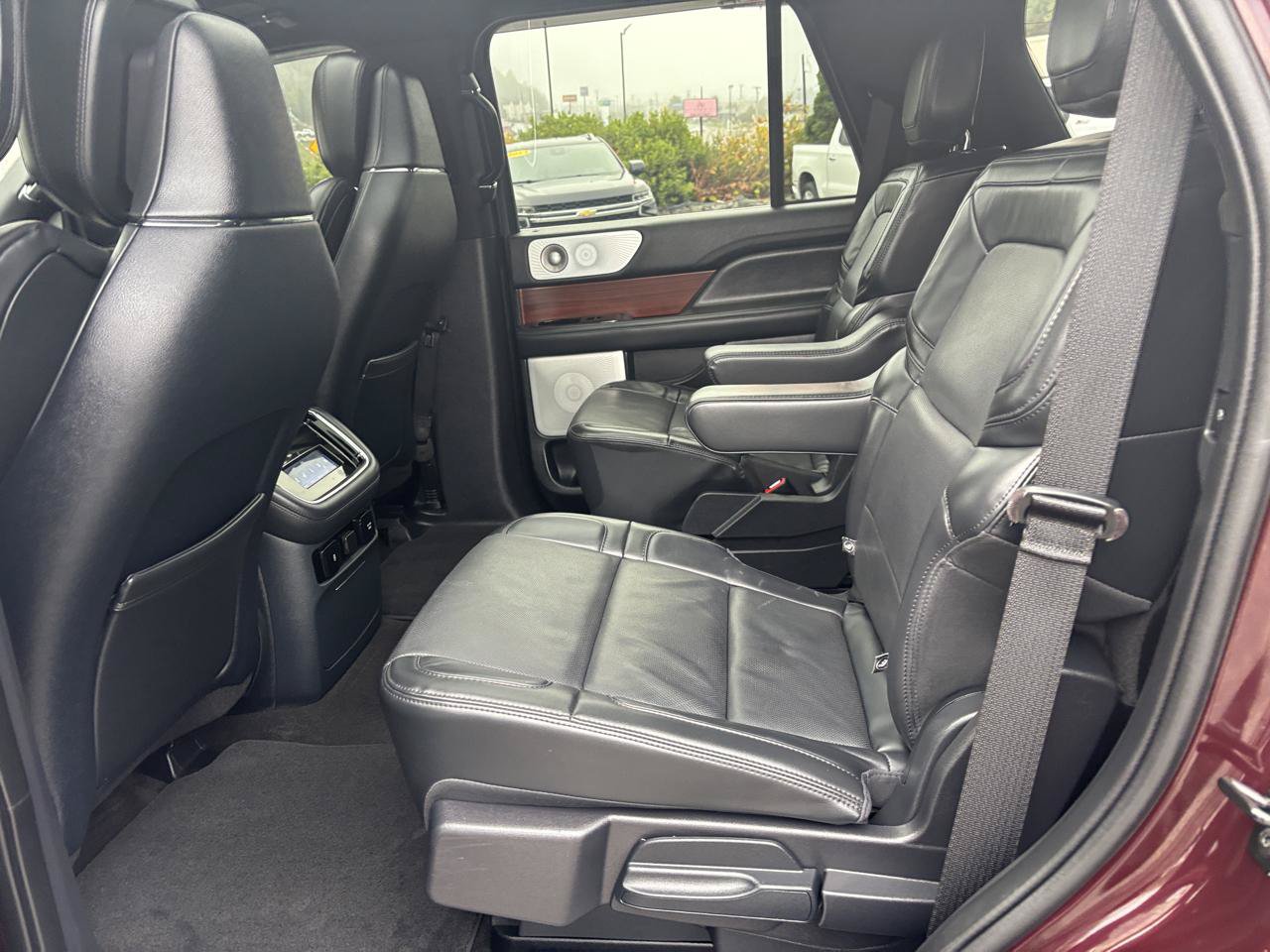 Used 2023 Lincoln Navigator Reserve AWD/4WD image 10