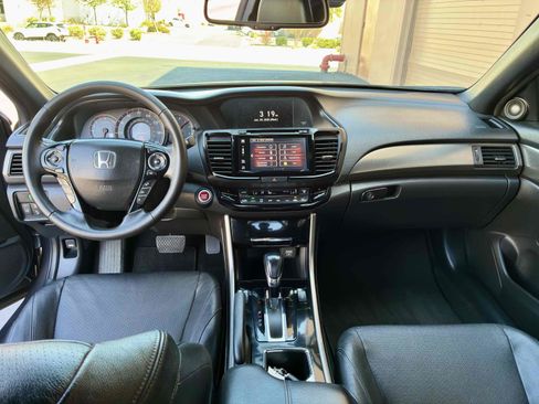 Used 2016 Honda Accord EX-L image 16