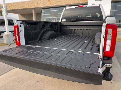 New 2026 Ford F250 XLT w/ FX4 Off-Road Package image 45