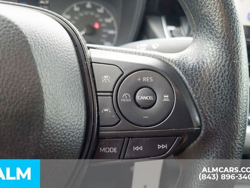 Used 2024 Toyota Corolla LE image 28