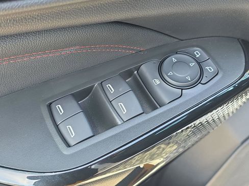 New 2026 Chevrolet Trax RS w/ Sunroof Package image 26