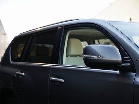 Used 2022 Lexus GX 460 Premium image 12