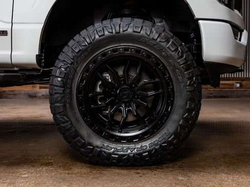 Used 2023 Ford F150 XLT w/ Equipment Group 302A High image 12