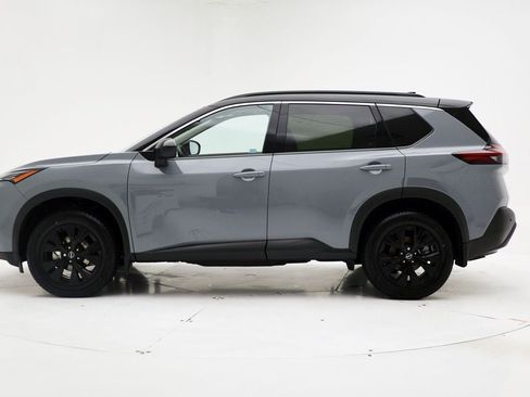Used 2023 Nissan Rogue SV w/ SV Premium B Package image 6