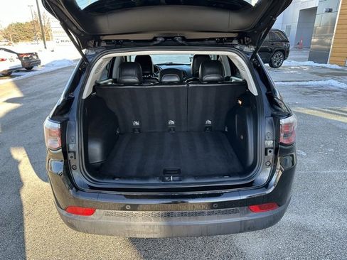 Used 2018 Jeep Compass Latitude w/ Safe & Security Group image 10