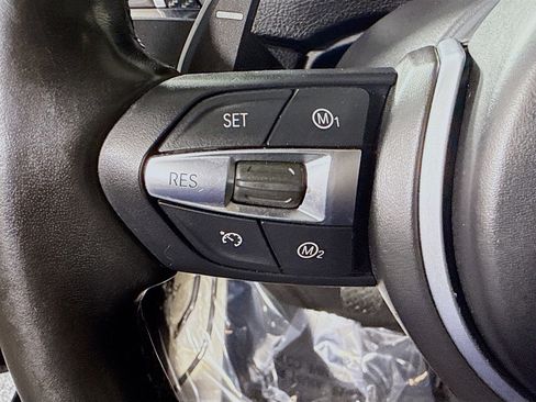 Used 2018 BMW M3 Base image 14
