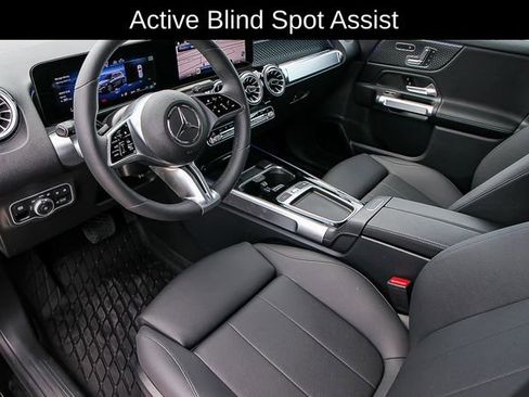 Used 2024 Mercedes-Benz GLB 250 image 11