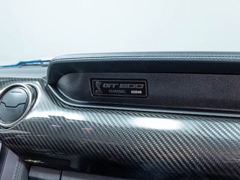 Used 2022 Ford Mustang Shelby GT500 w/ Carbon Fiber Track Pack RWD image 42