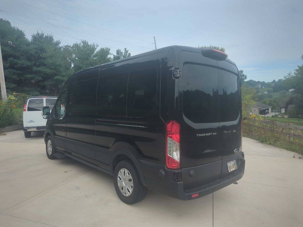 Used 2024 Ford Transit 350 XLT RWD image 5