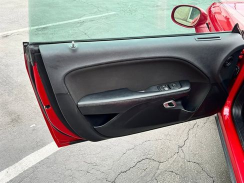 Used 2016 Dodge Challenger SXT w/ Blacktop Package image 17