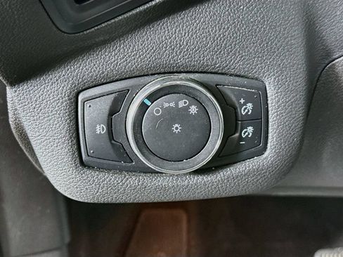 Used 2015 Ford Escape SE FWD image 10