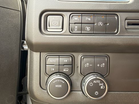 Used 2023 Chevrolet Tahoe RST w/ Luxury Package AWD/4WD image 28