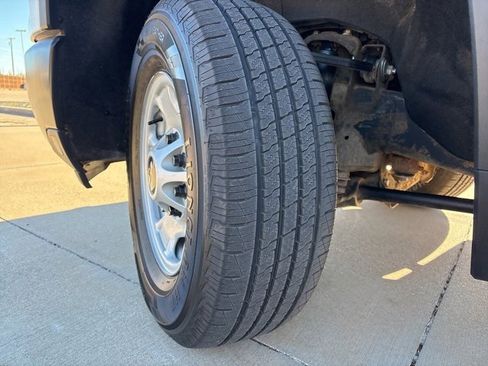 Used 2024 Chevrolet Silverado 2500 W/T w/ WT Convenience Package image 17