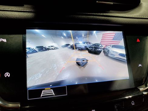 Used 2020 Cadillac XT6 Premium Luxury w/ LPO, Floor Liner Package FWD image 34