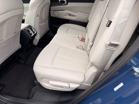 New 2026 Kia Sorento S AWD/4WD image 8