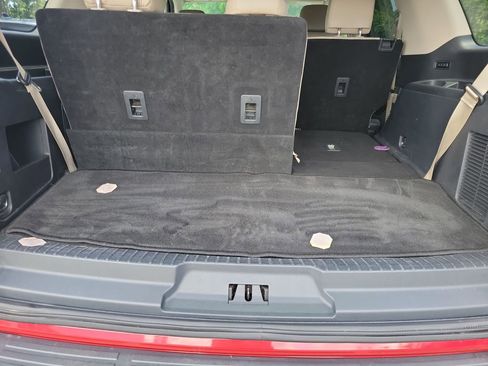 Used 2022 Ford Expedition Limited RWD image 36