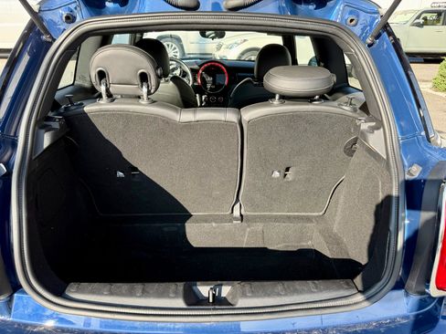 Used 2014 MINI Cooper 2-Door Hardtop image 16