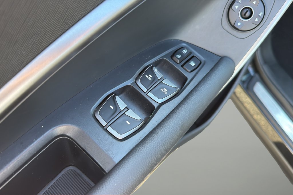 Used 2018 Hyundai Santa Fe Sport FWD image 10