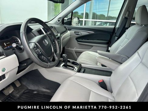 Used 2017 Honda Pilot EX-L image 3