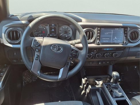 Used 2023 Toyota Tacoma TRD Off-Road AWD/4WD image 11