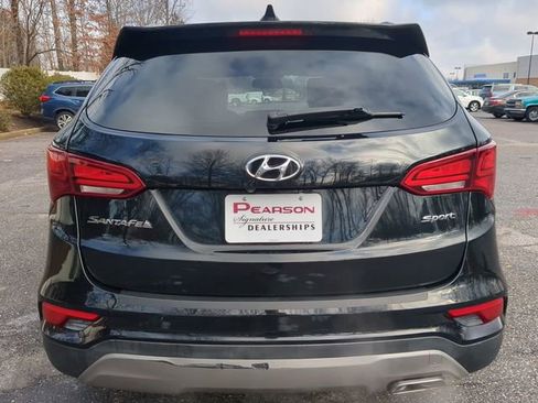 Used 2017 Hyundai Santa Fe Sport image 5