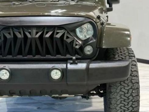 Used 2015 Jeep Wrangler Unlimited Sahara w/ Max Tow Package image 3