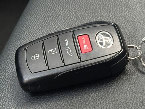 Used 2025 Toyota Grand Highlander FWD image 22