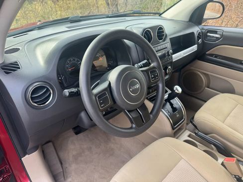 Used 2015 Jeep Compass Sport w/ Power Value Group image 16