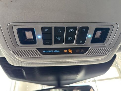 Used 2022 Ford Explorer XLT w/ Equipment Group 202A image 30