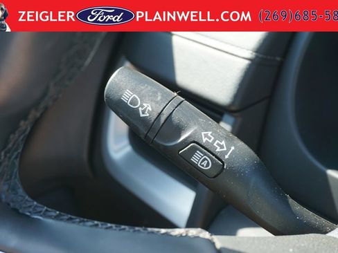 Used 2024 GMC Terrain SLT AWD/4WD image 26