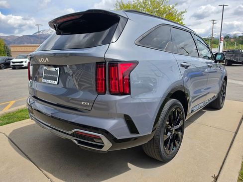 Certified 2023 Kia Sorento SX AWD/4WD image 5