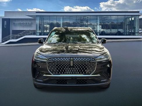 New 2025 Lincoln Aviator Reserve w/ Equipment Group 201A AWD/4WD image 2