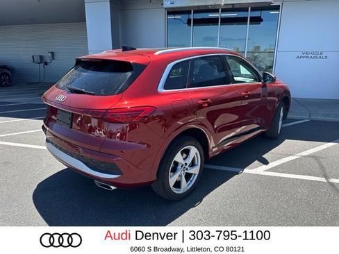 Used 2025 Audi Q5 Premium Plus w/ Premium Plus AWD/4WD image 4