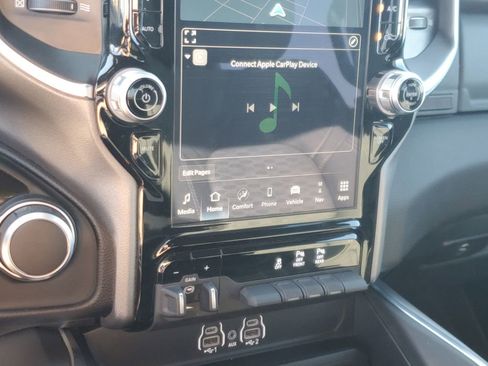 Used 2025 RAM 1500 Lone Star image 27