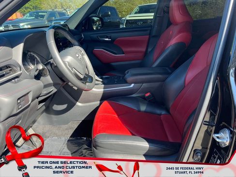 Used 2022 Toyota Highlander XSE image 9