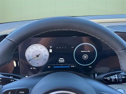 New 2025 Hyundai Elantra Limited image 17