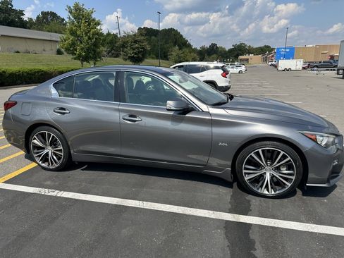 Used 2018 INFINITI Q50 Sport image 7