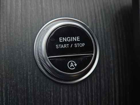 Certified 2022 Mercedes-Benz C 300 Sedan image 38