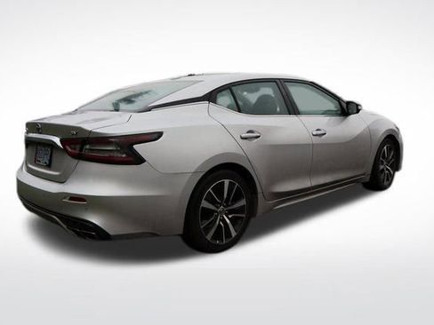 Used 2022 Nissan Maxima SV w/ Floor Mat Group image 2