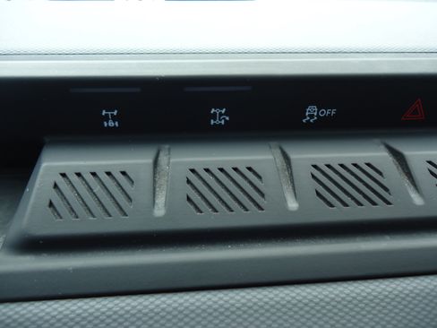 Used 2023 Ford Bronco Big Bend AWD/4WD image 18